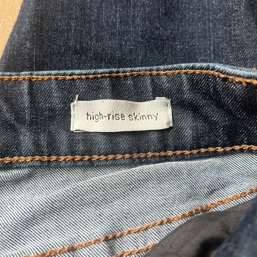 A pair of Social Standard by Sanctuary High-rise skinny jeans in size 8/29 - Picture 6 of 8